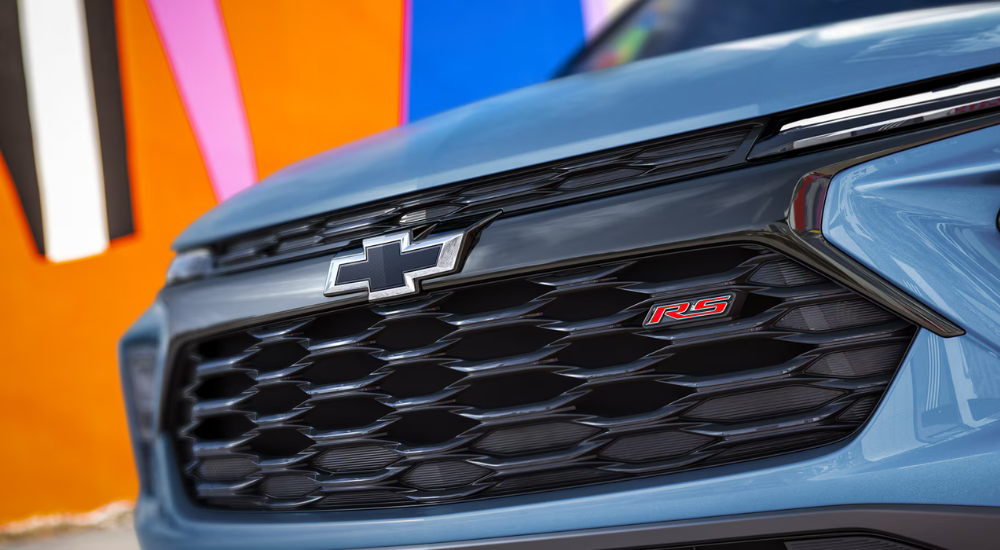 Grille on a blue 2026 Chevy Trailblazer RS