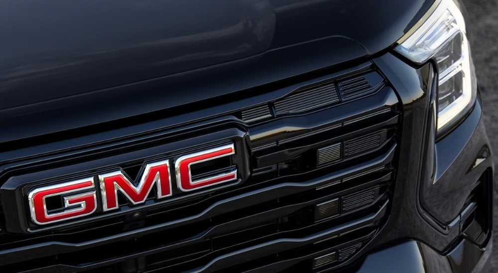 Front of a black 2025 GMC Terrain