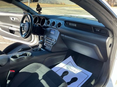 2019 Ford Mustang EcoBoost