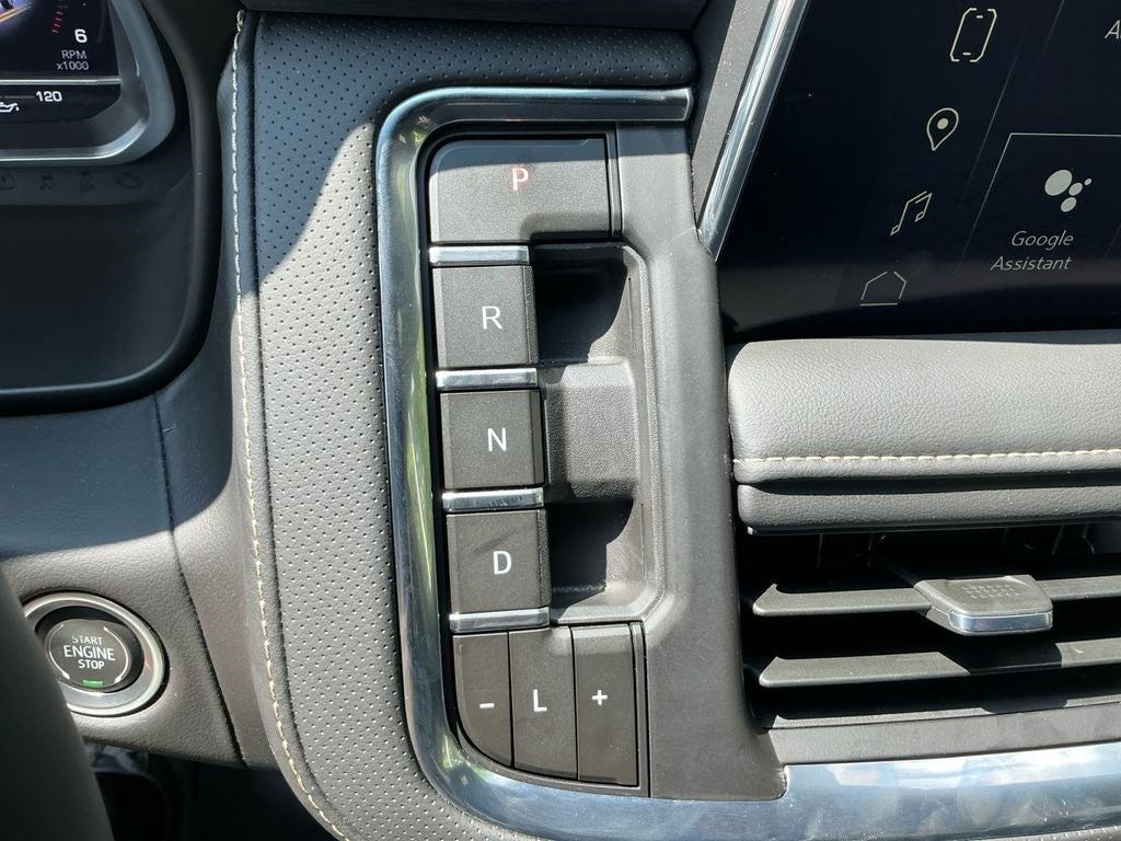 2024 GMC Yukon XL SLT