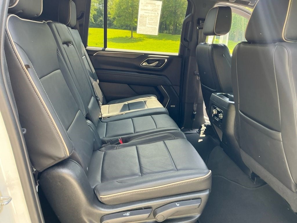 2024 GMC Yukon XL SLT