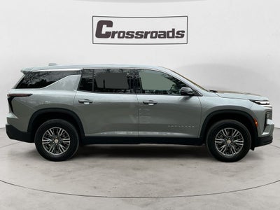 2024 Chevrolet Traverse LS