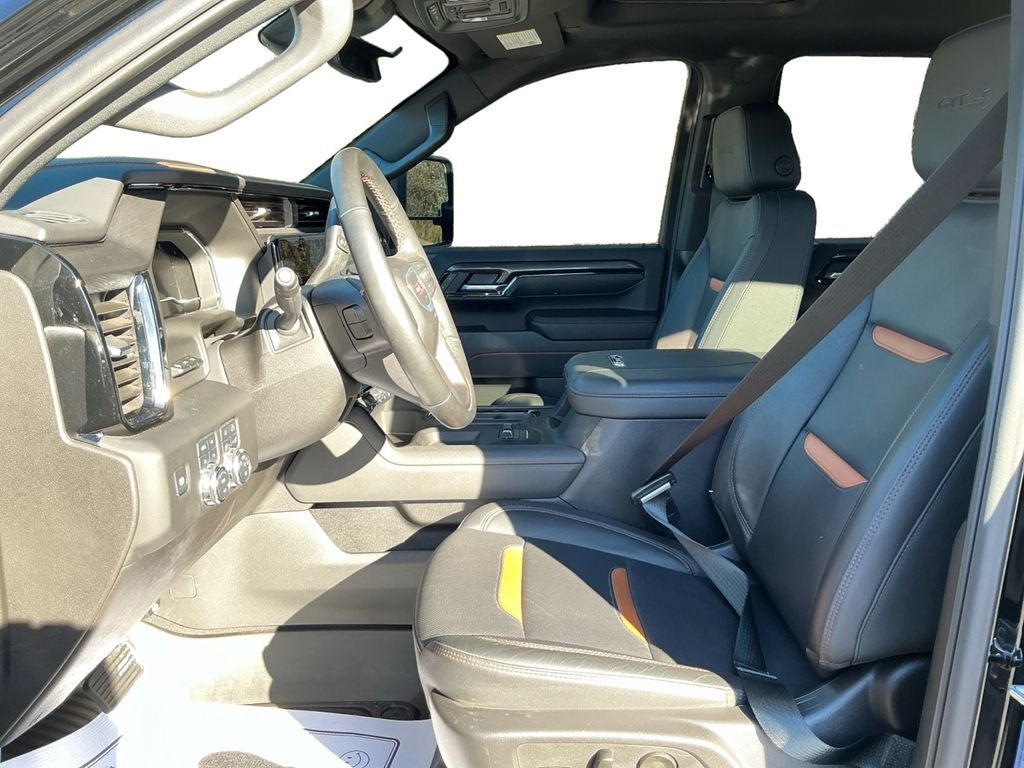 2025 GMC Sierra 2500 HD AT4