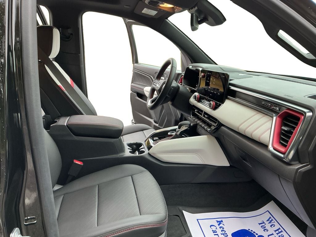 2024 GMC Canyon AT4X