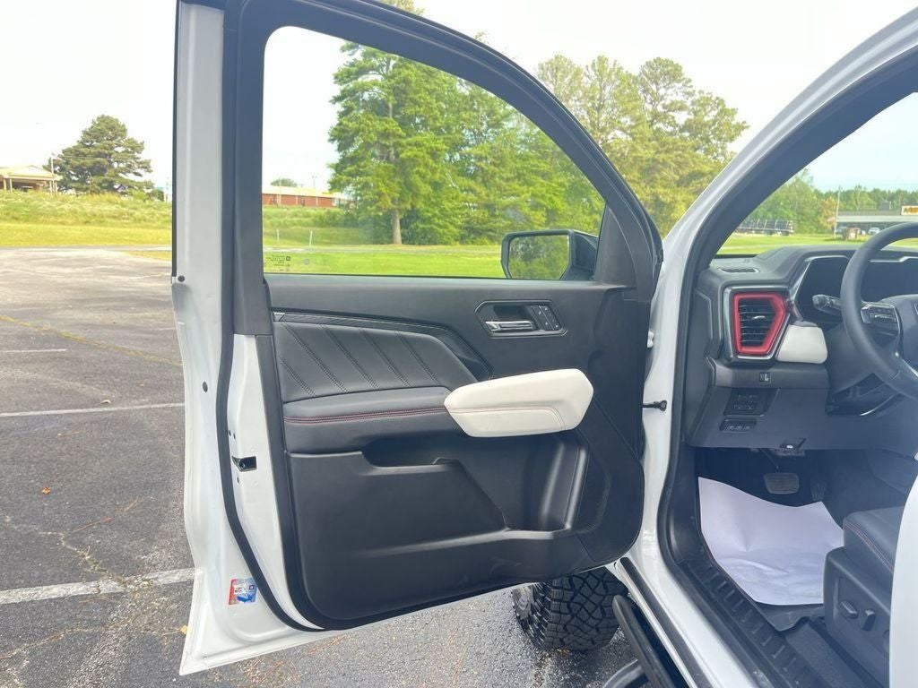 2024 GMC Canyon AT4X