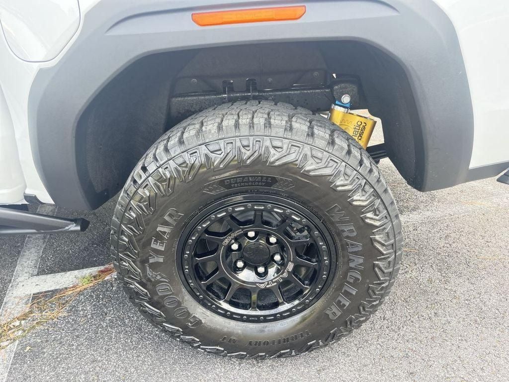 2024 GMC Canyon AT4X