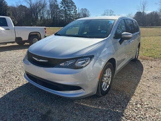 2024 Chrysler Voyager LX