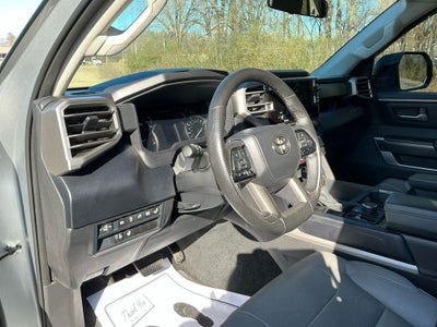 2024 Toyota Tundra 4WD SR5