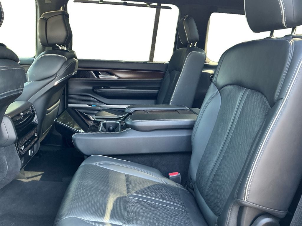 2023 Jeep Grand Wagoneer Series II
