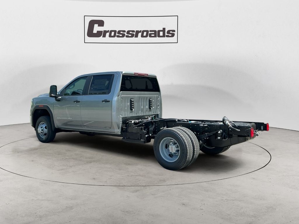 2026 GMC Sierra 3500 HD Chassis Cab Pro