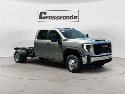 2026 GMC Sierra 3500 HD Chassis Cab Pro