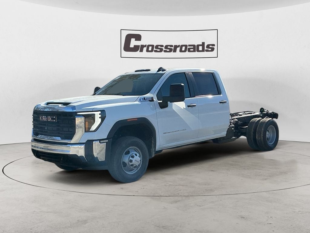 2026 GMC Sierra 3500 HD Chassis Cab Pro