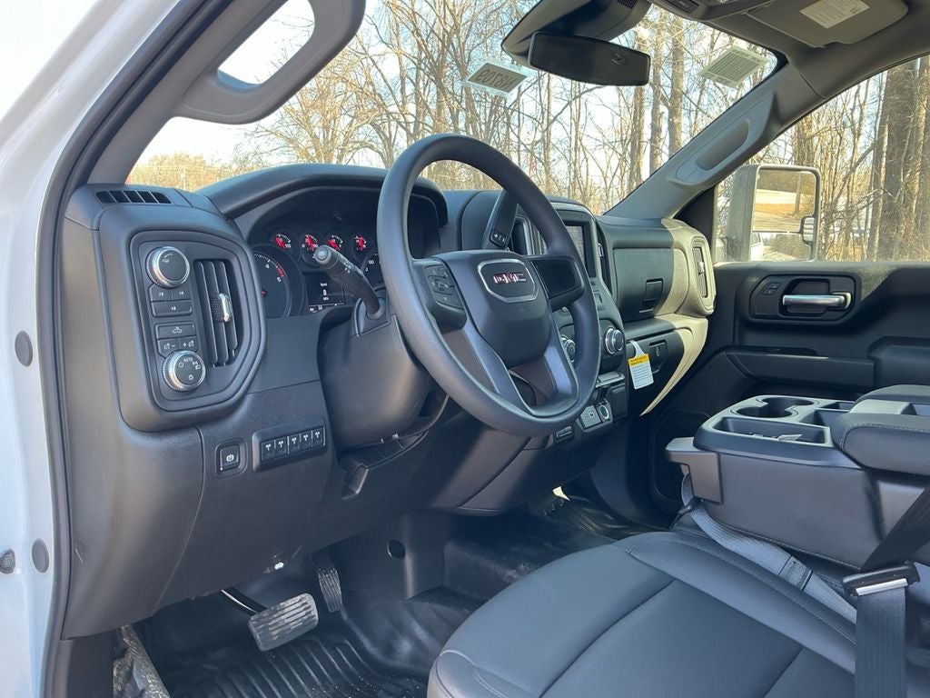 2026 GMC Sierra 3500 HD Chassis Cab Pro