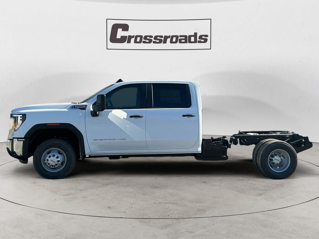 2026 GMC Sierra 3500 HD Chassis Cab Pro