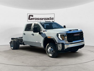 2026 GMC Sierra 3500 HD Chassis Cab Pro