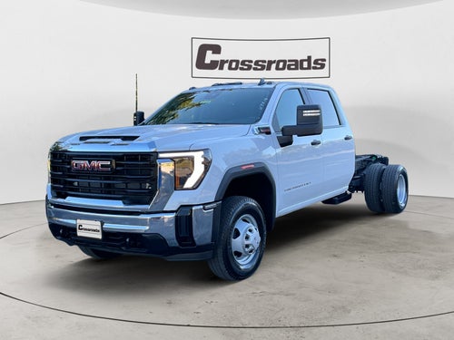 2026 GMC Sierra 3500 HD Chassis Cab Pro