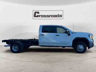 2026 GMC Sierra 3500 HD Chassis Cab Pro