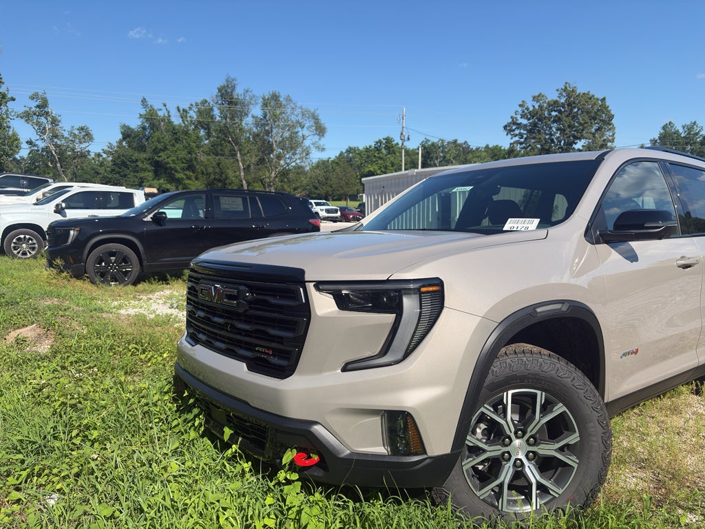 2026 GMC Acadia AT4