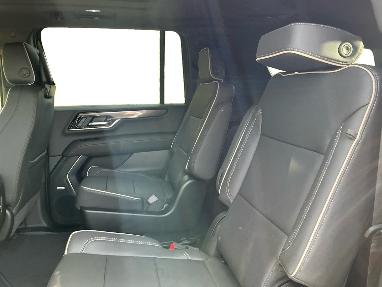 2027 GMC Yukon XL Elevation - Photo 13