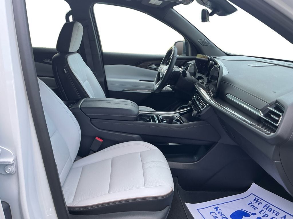 2025 Chevrolet Traverse High Country