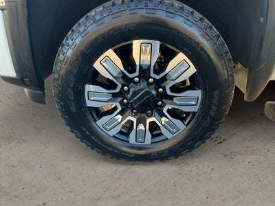 2024 GMC Sierra 2500 HD Denali