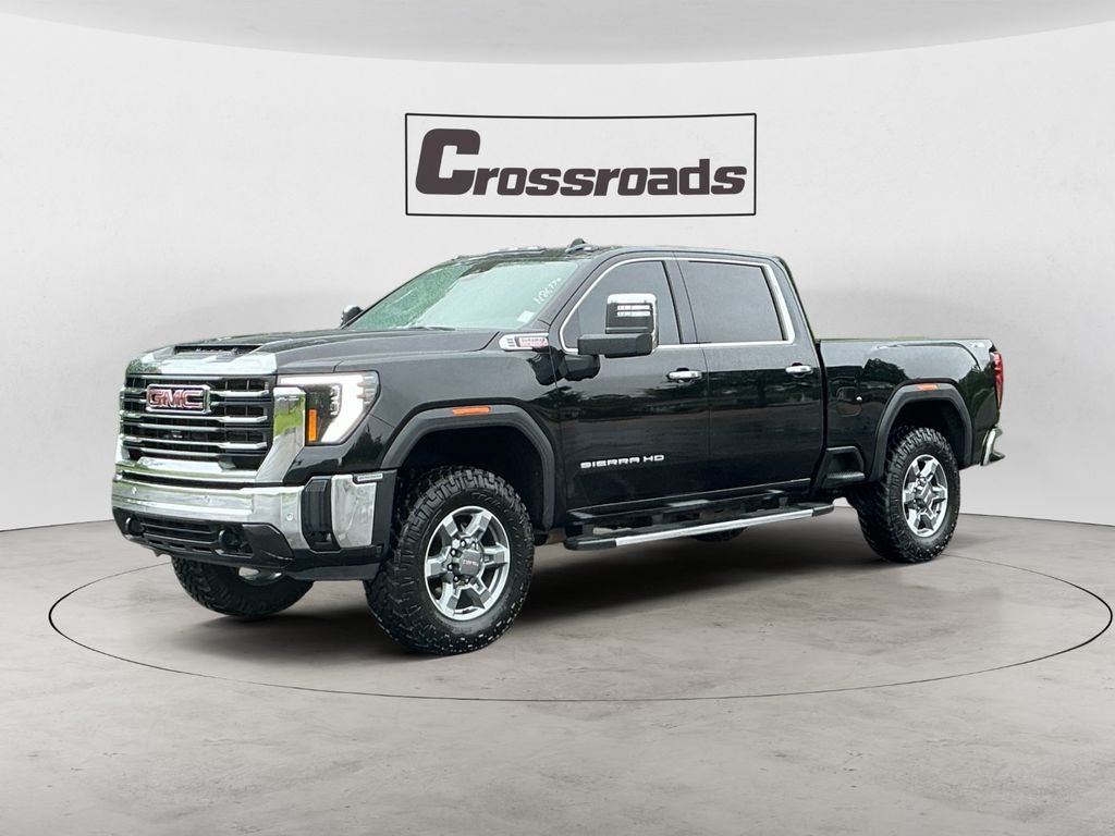 2025 GMC Sierra 4WD Crew Cab Standard Box SLT's photo