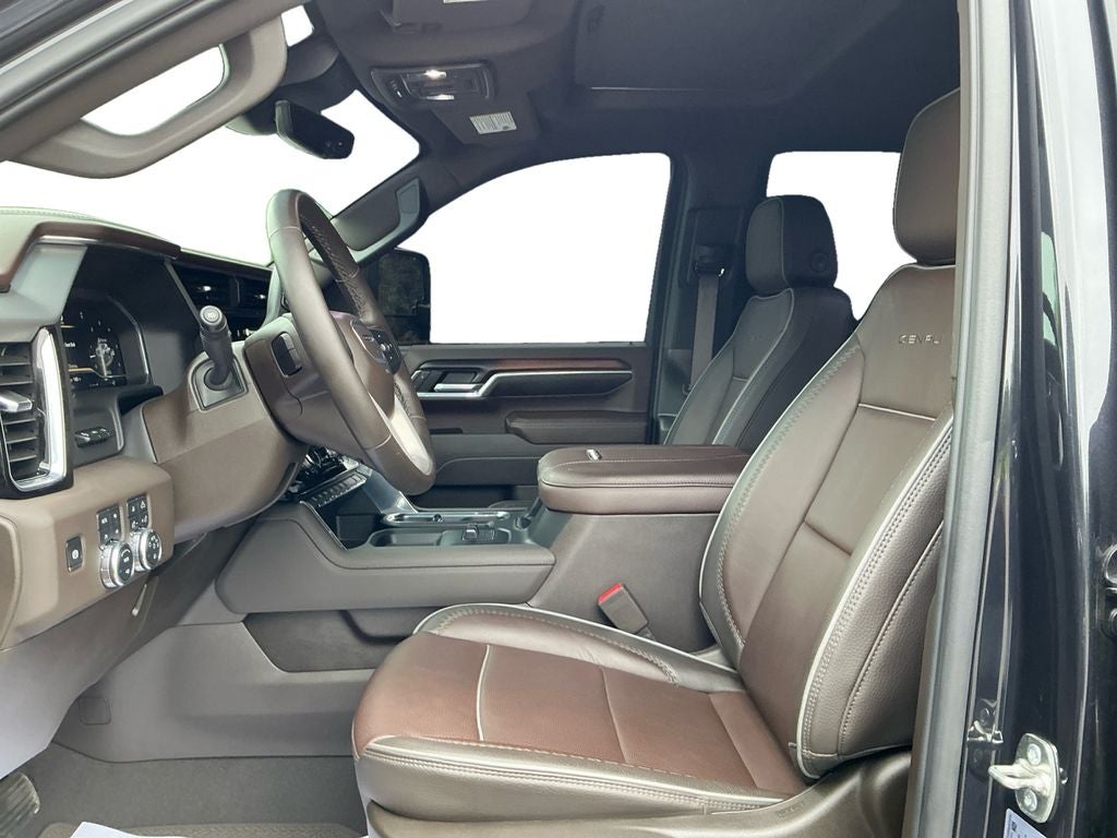 2025 GMC Sierra 2500 HD Denali