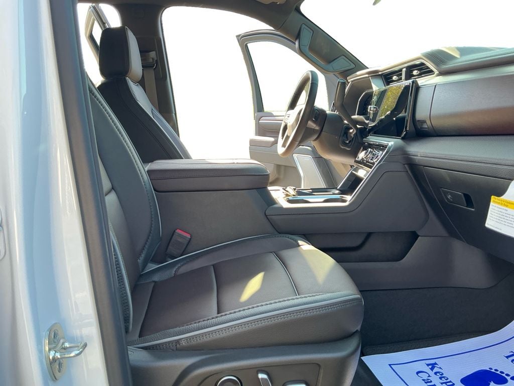 2026 GMC Sierra 3500 HD Denali DRW