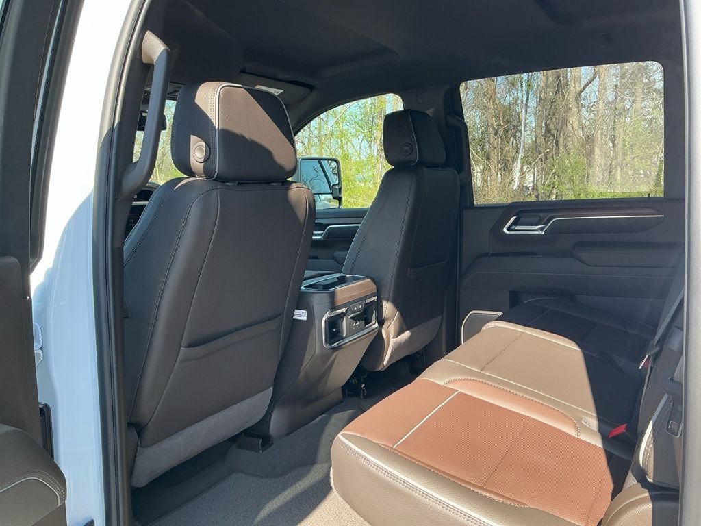 2026 GMC Sierra 3500 HD Denali DRW