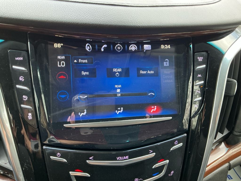 2019 Cadillac Escalade Luxury