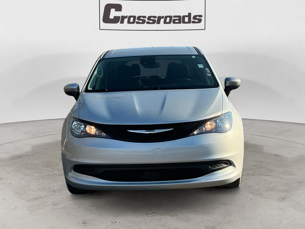 2024 Chrysler Voyager LX