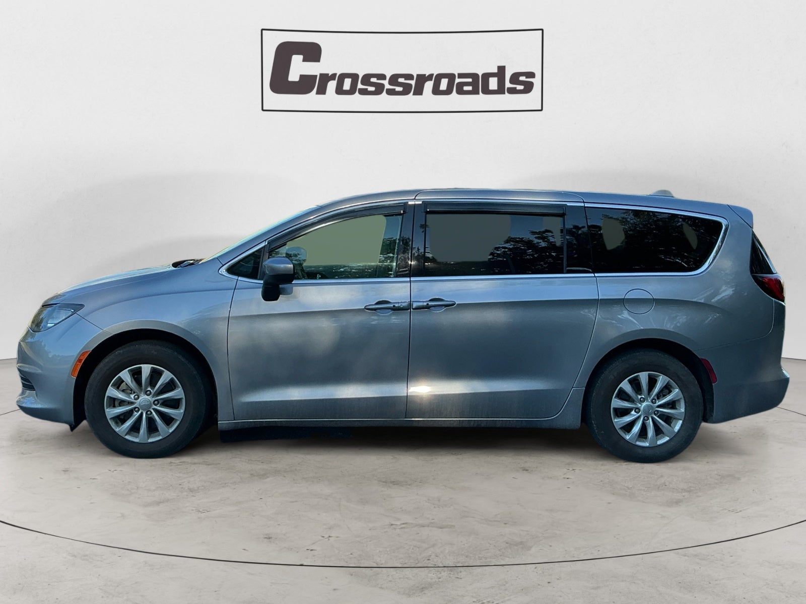 Used 2017 Chrysler Pacifica Touring with VIN 2C4RC1DG5HR667739 for sale in Corinth, MS