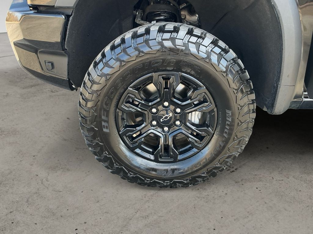 2025 Chevrolet Silverado 1500 ZR2