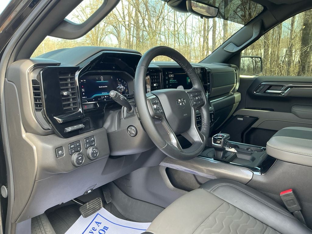 2025 Chevrolet Silverado 1500 ZR2