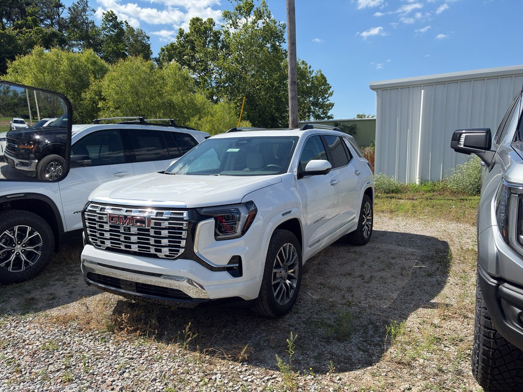 2026 GMC Terrain Denali AWD's photo