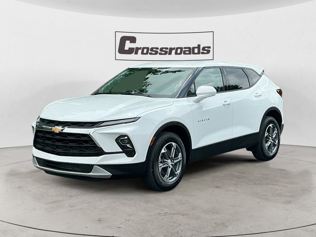 2025 Chevrolet Blazer 2.0T 2LT FWD's photo