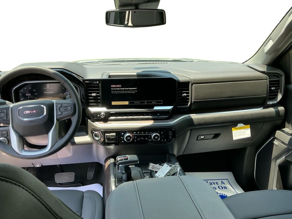 2026 GMC Sierra 1500 SLT - Photo 10