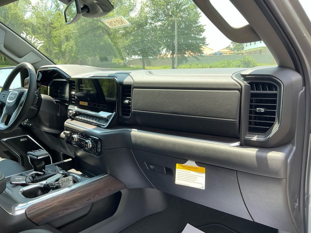 2026 GMC Sierra 1500 SLT - Photo 21