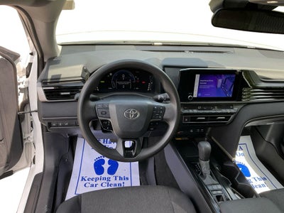 2025 Toyota Camry LE