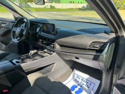 2025 Nissan Rogue SV