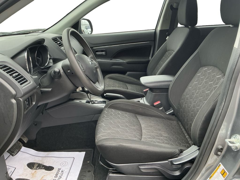 2024 Mitsubishi Outlander Sport S