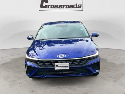 2025 Hyundai Elantra SE
